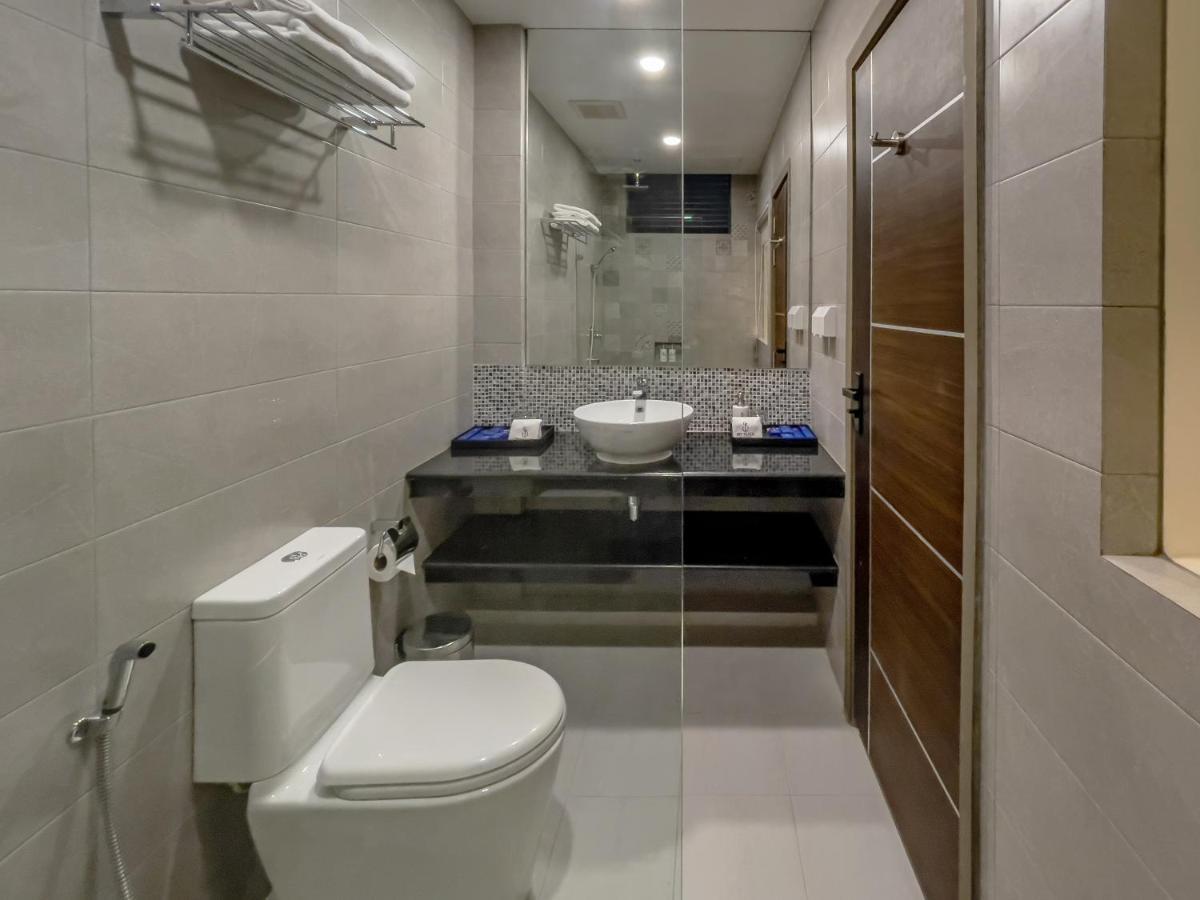 Sky Maldives - Готель 4*